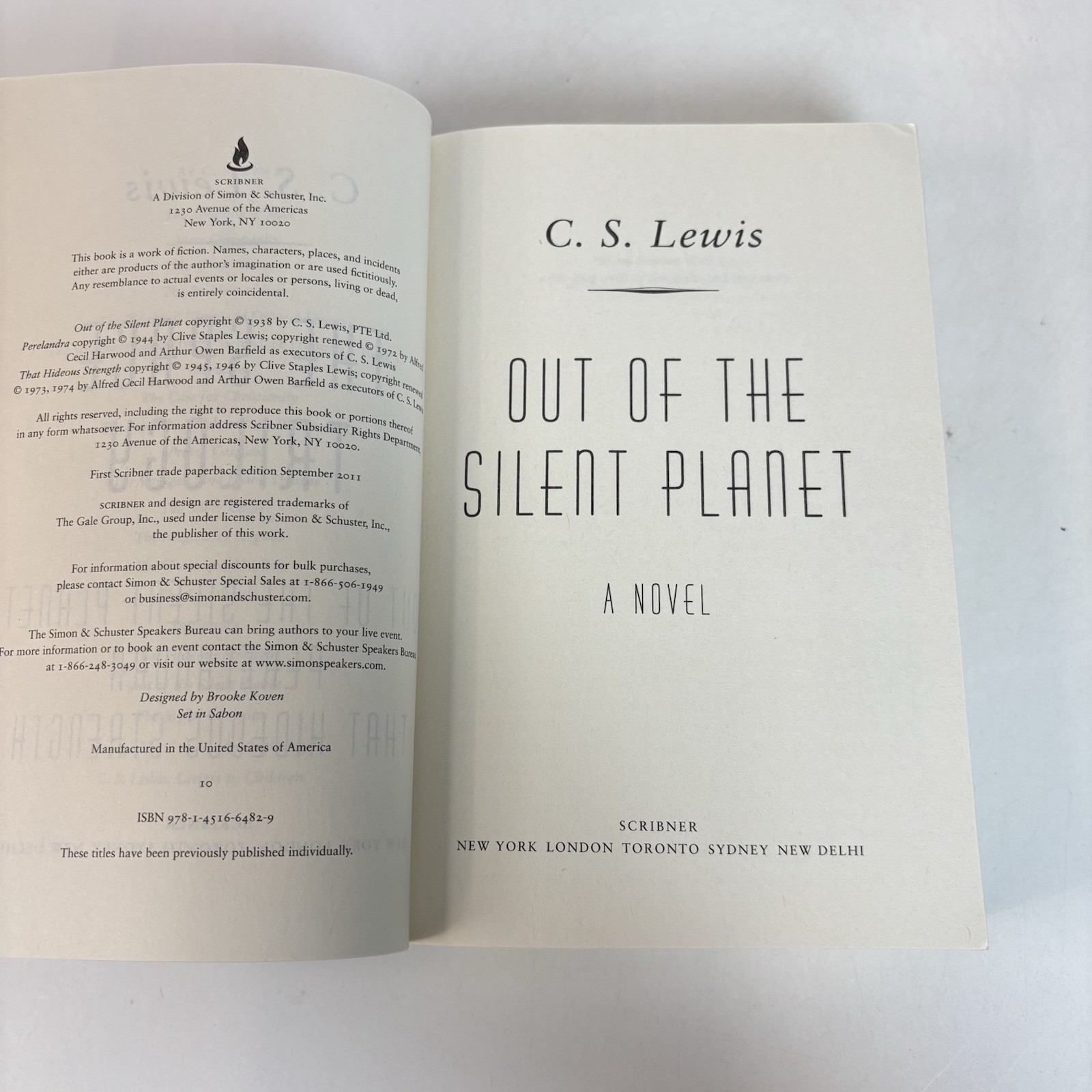 C.S. Lewis The Space Trilogy Omnibus Paperback 2011 Scribner 3-in-1 Sci Fi PB G5