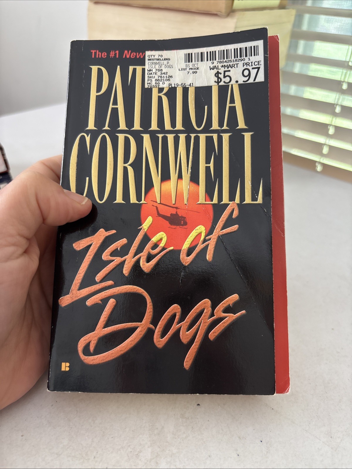 Lot of 10 – Mystery and Thrillers – Mixed Authors – FREE SHIPPING