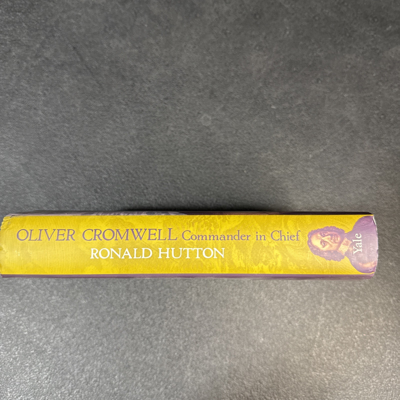 Hutton Ronald: Oliver Cromwell: Commander in Chief [2024] hardback