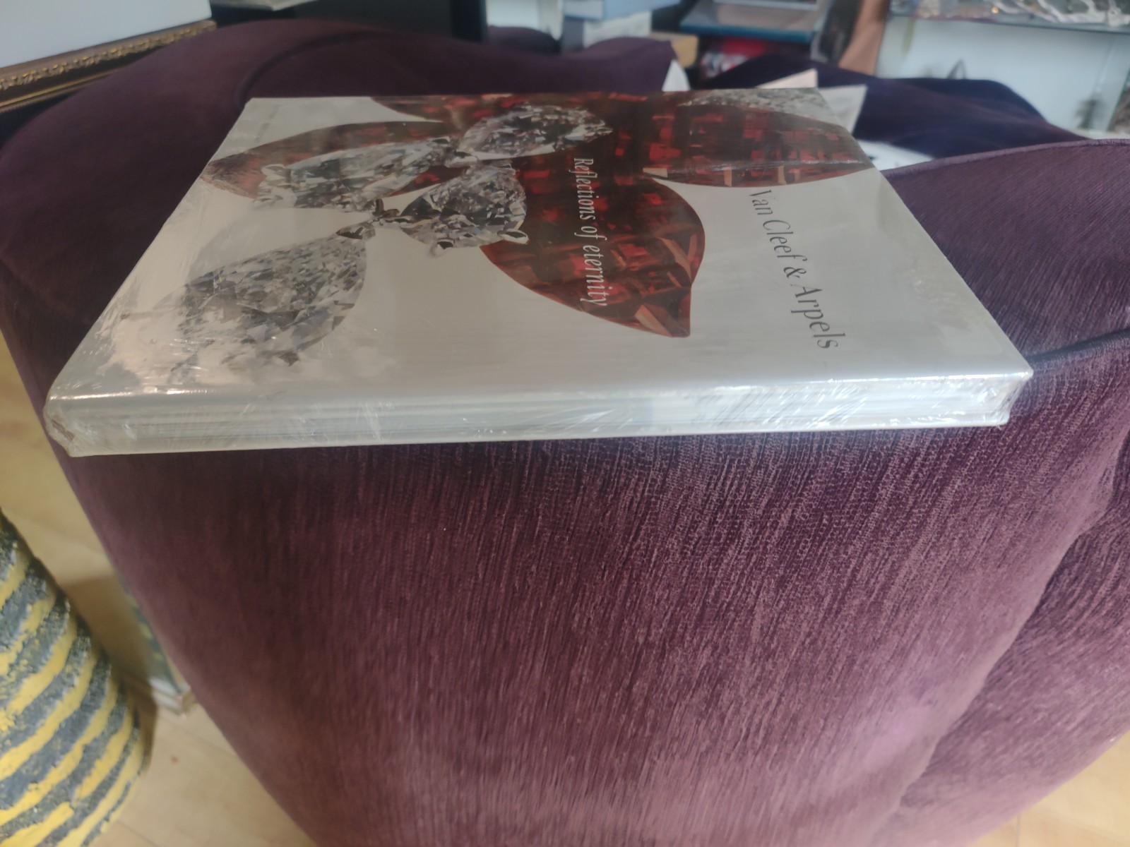 Van Cleef & Arpels Reflections of Eternity slipcase luxury edition, New, Sealed!