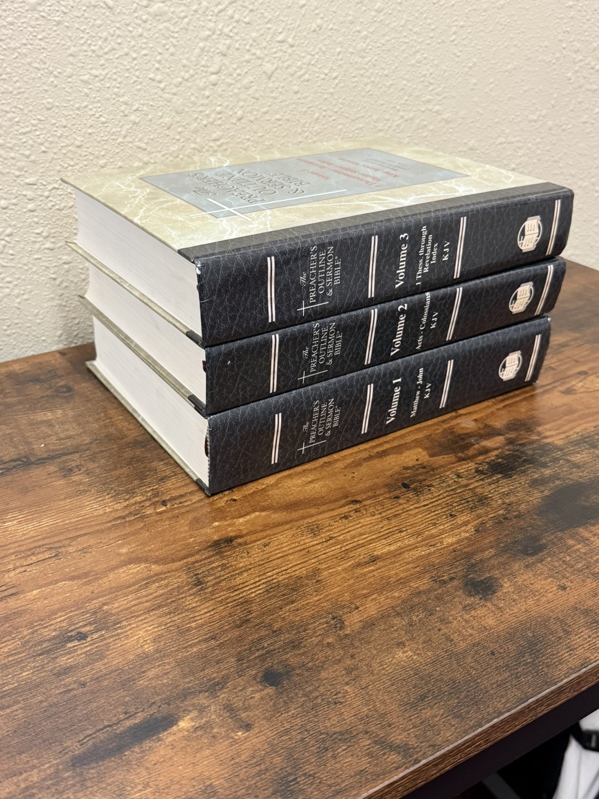 Preacher’s Outline & Sermon Bible-KJV Hardcover Leadership 3 VOLUMES