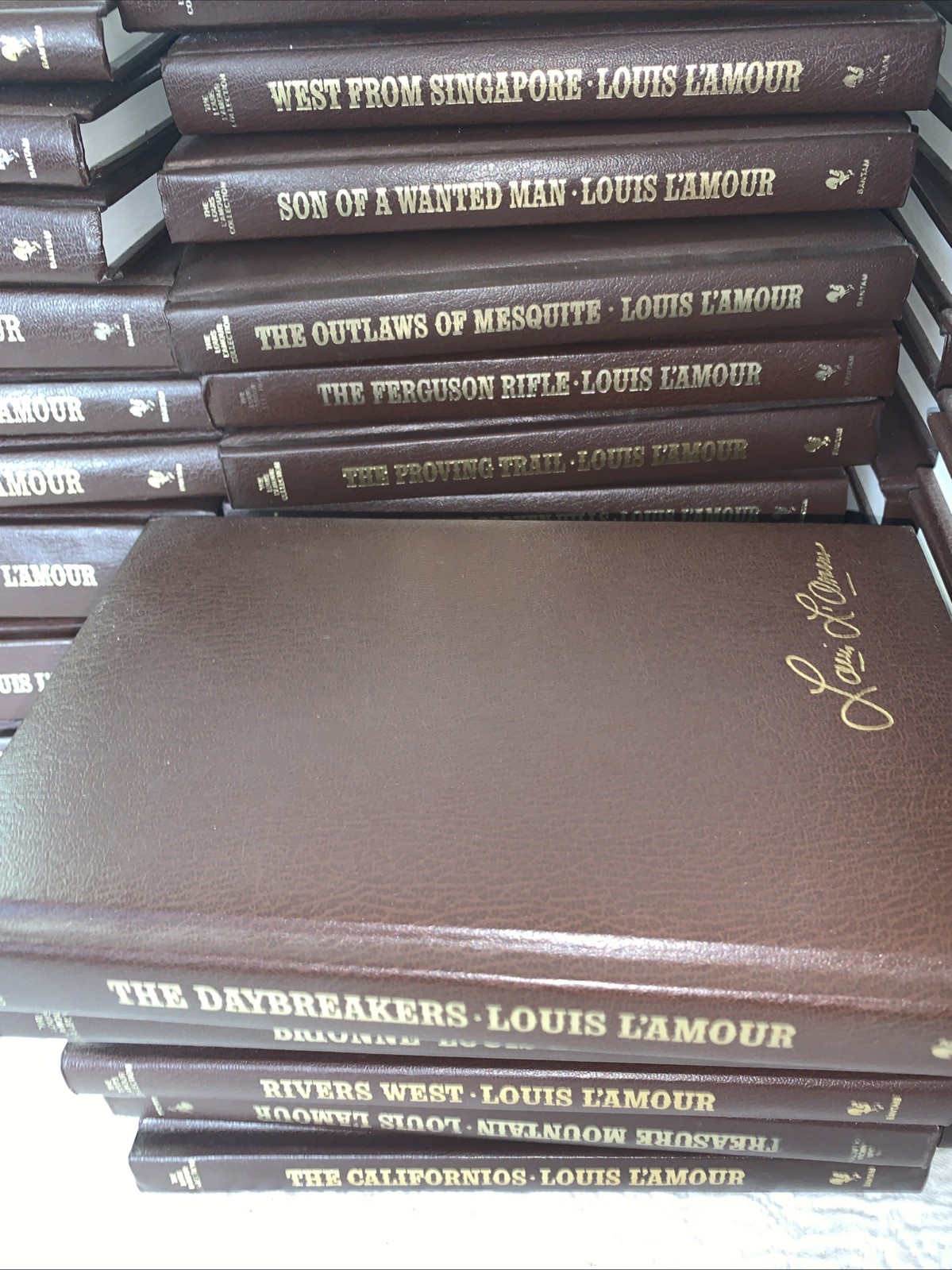 Louis L’Amour Leatherette Western Books-Choose Your Title-Drop Down Menu Bantam