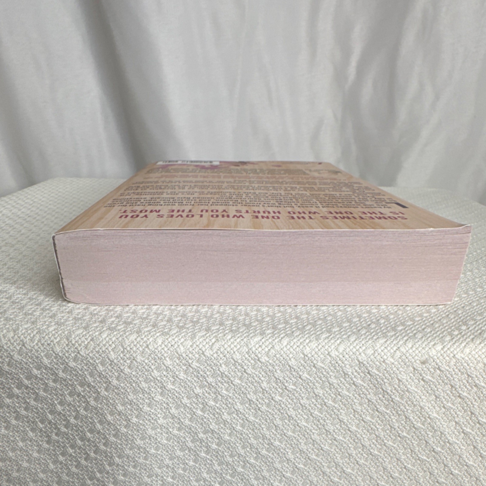 Atria Books It Ends with Us Colleen Hoover Paperback First Edition Fiction Novel