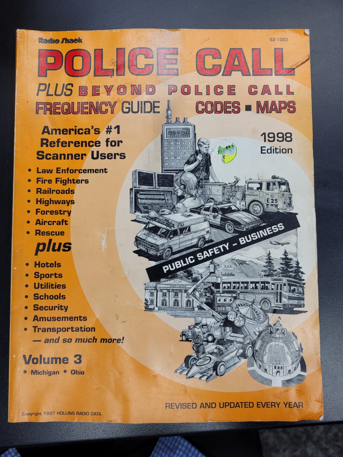 Police Call Radio Guide 1998 Edition Radio Shack Vol. 1