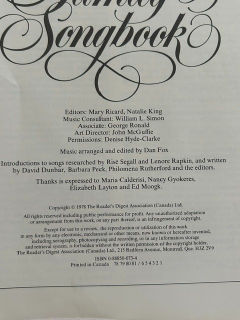 Vintage 1978 Reader’s Digest Canadian Family Songbook – Great condition