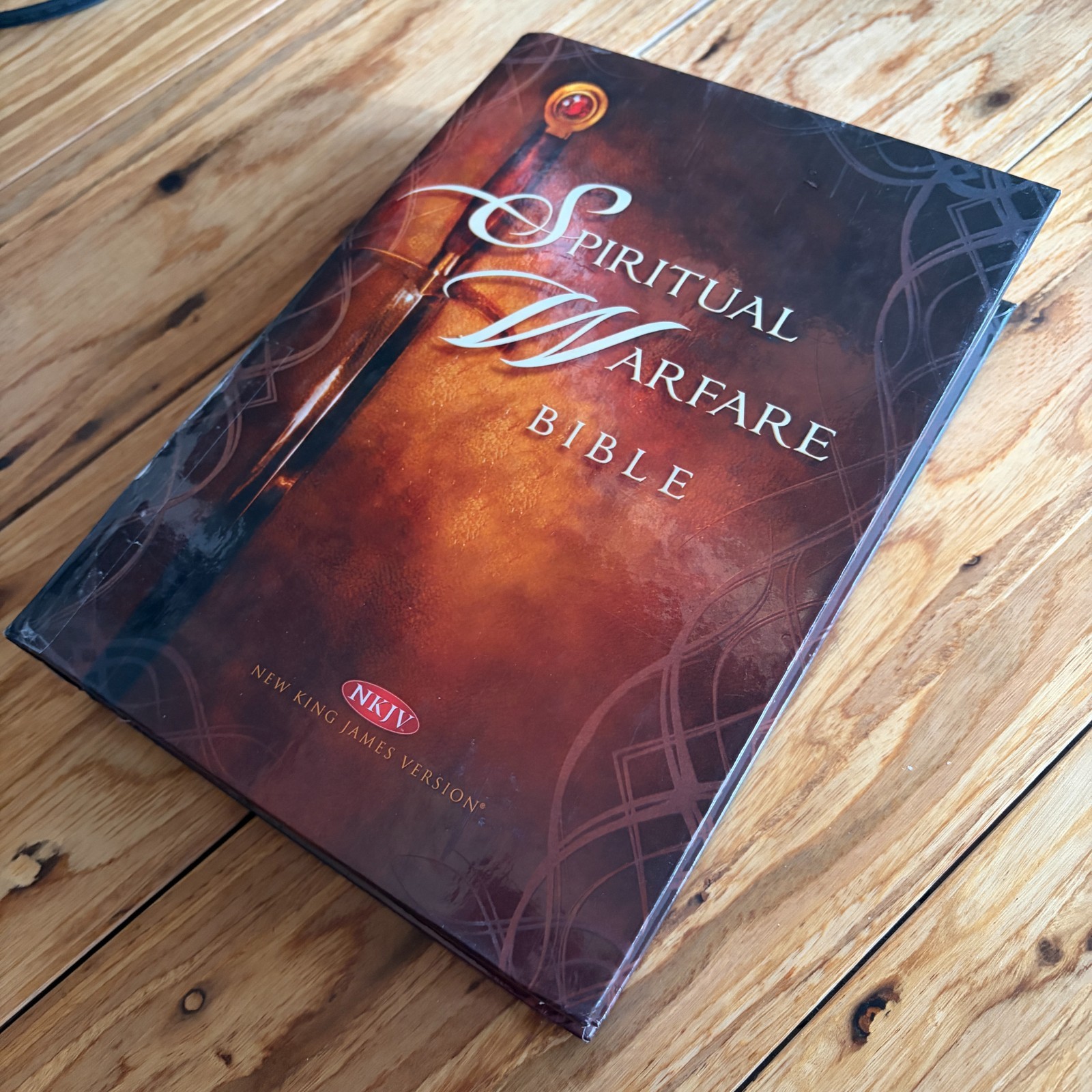 Spiritual Warfare Bible : New King James Version by Passio Faith (2012,…