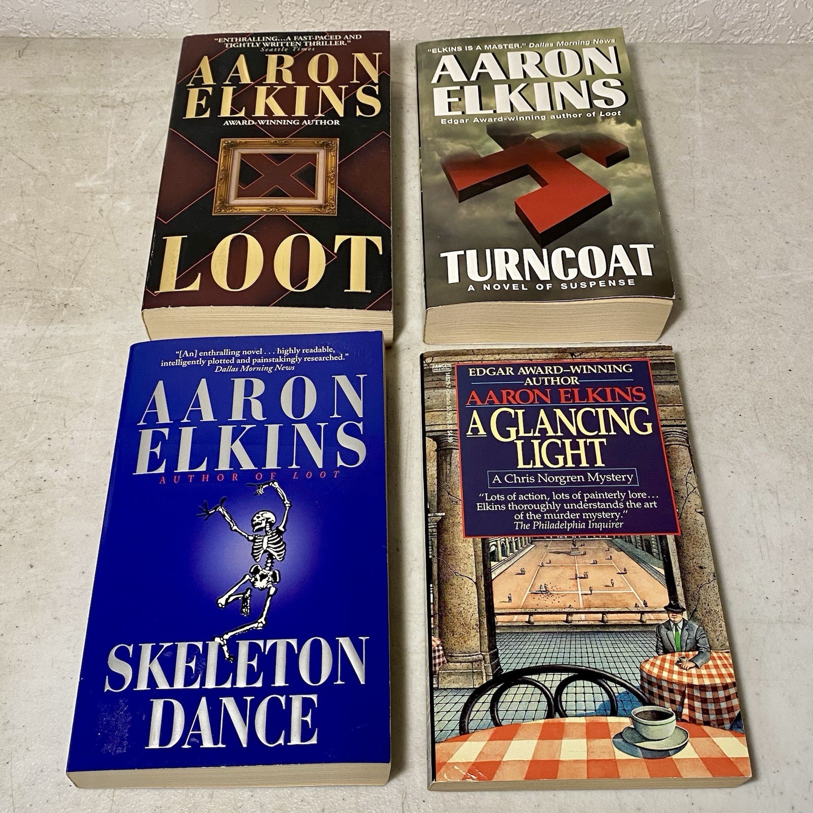 Aaron Elkins Book Lot of 8 Volumes Paperback Mystery Crime Suspense Novels