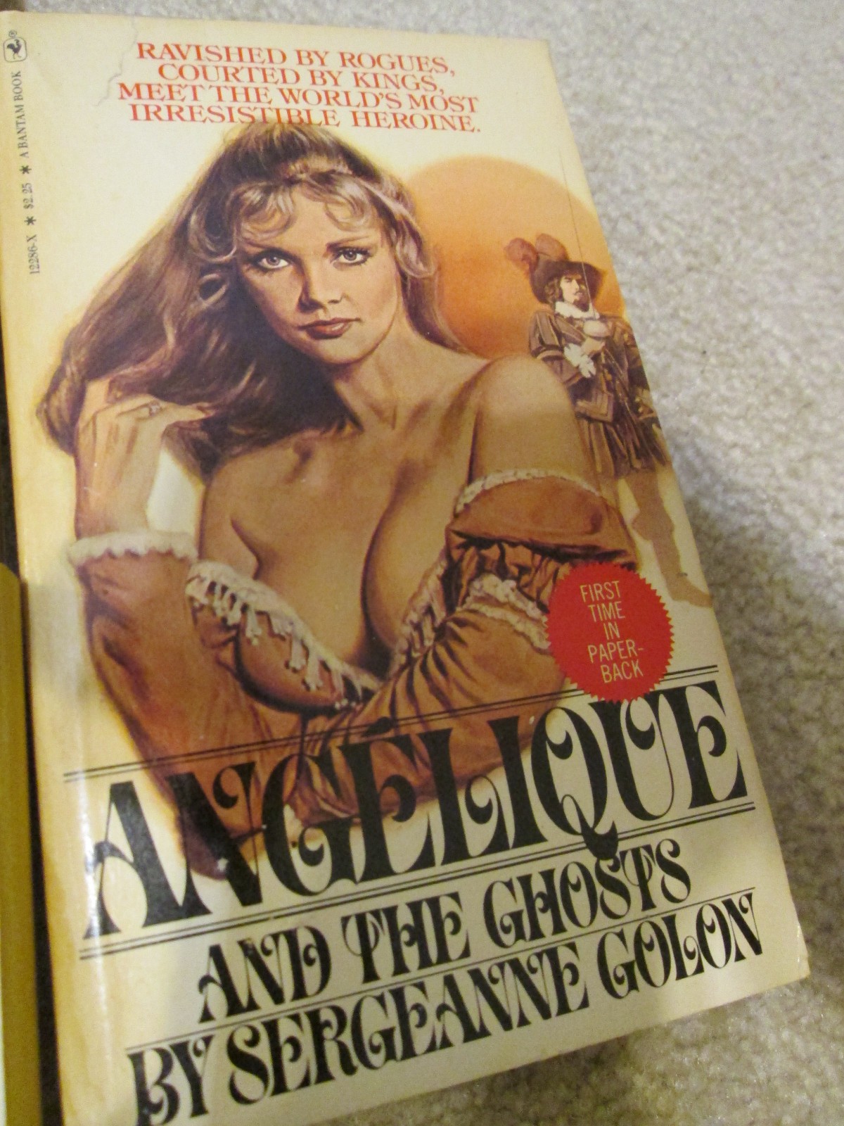 Angelique By Sergeanne Golon Vintage Romance Series *RARE* Of 9 PB, COMPLETE SET