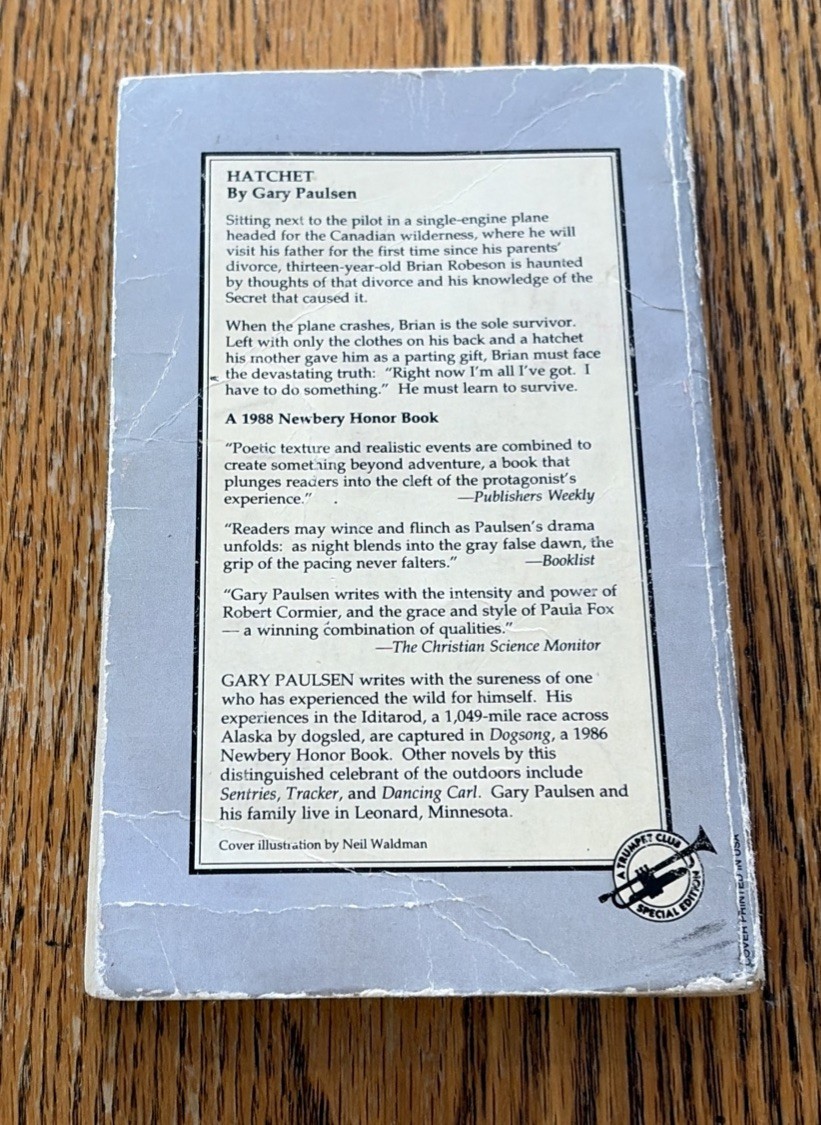 Hatchet by Gary Paulsen (1988, Trade Paperback) See Photos – Good Condition Book