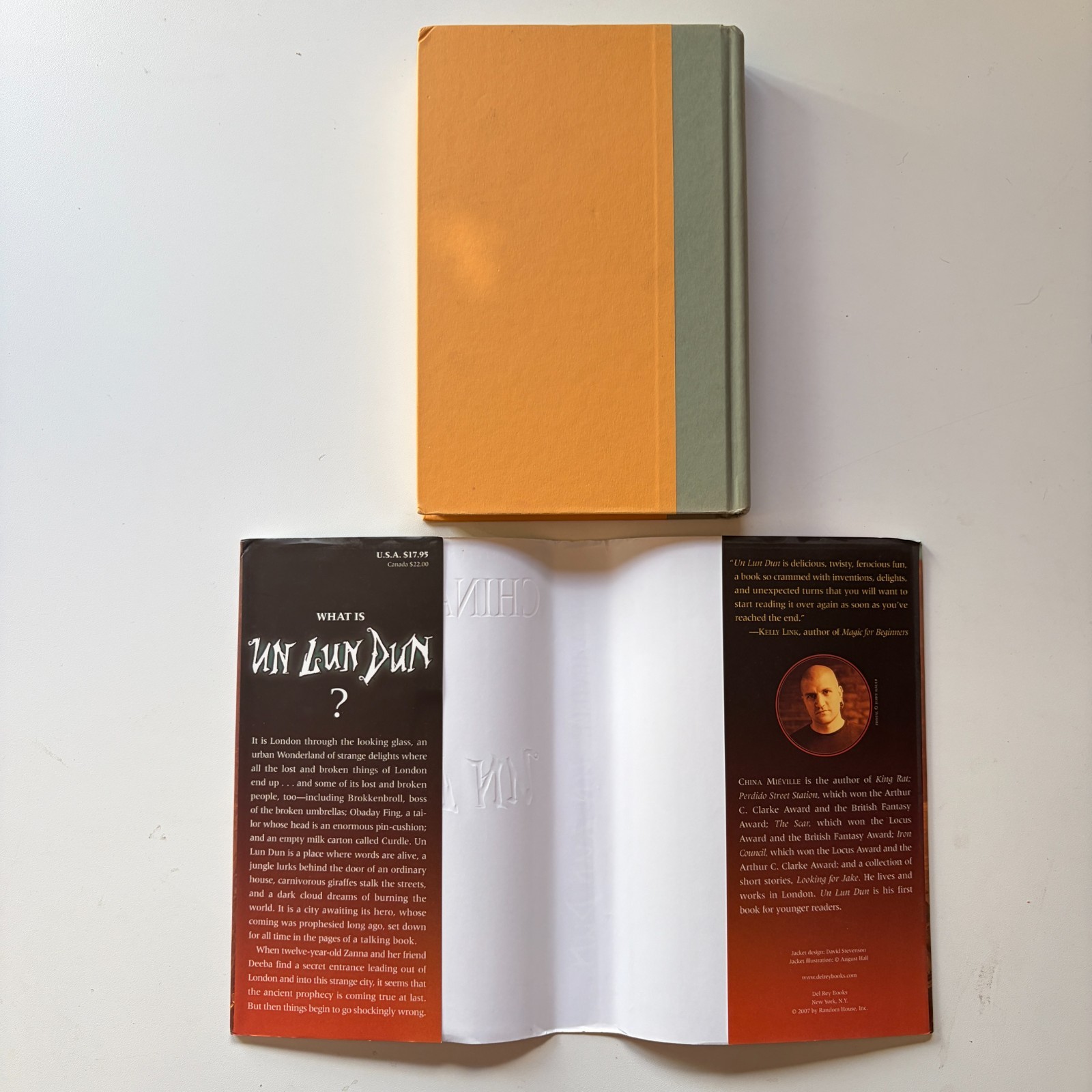 Un Lun Dun China Miéville Hardcover 2007 Del Rey Fantasy Novel Like New
