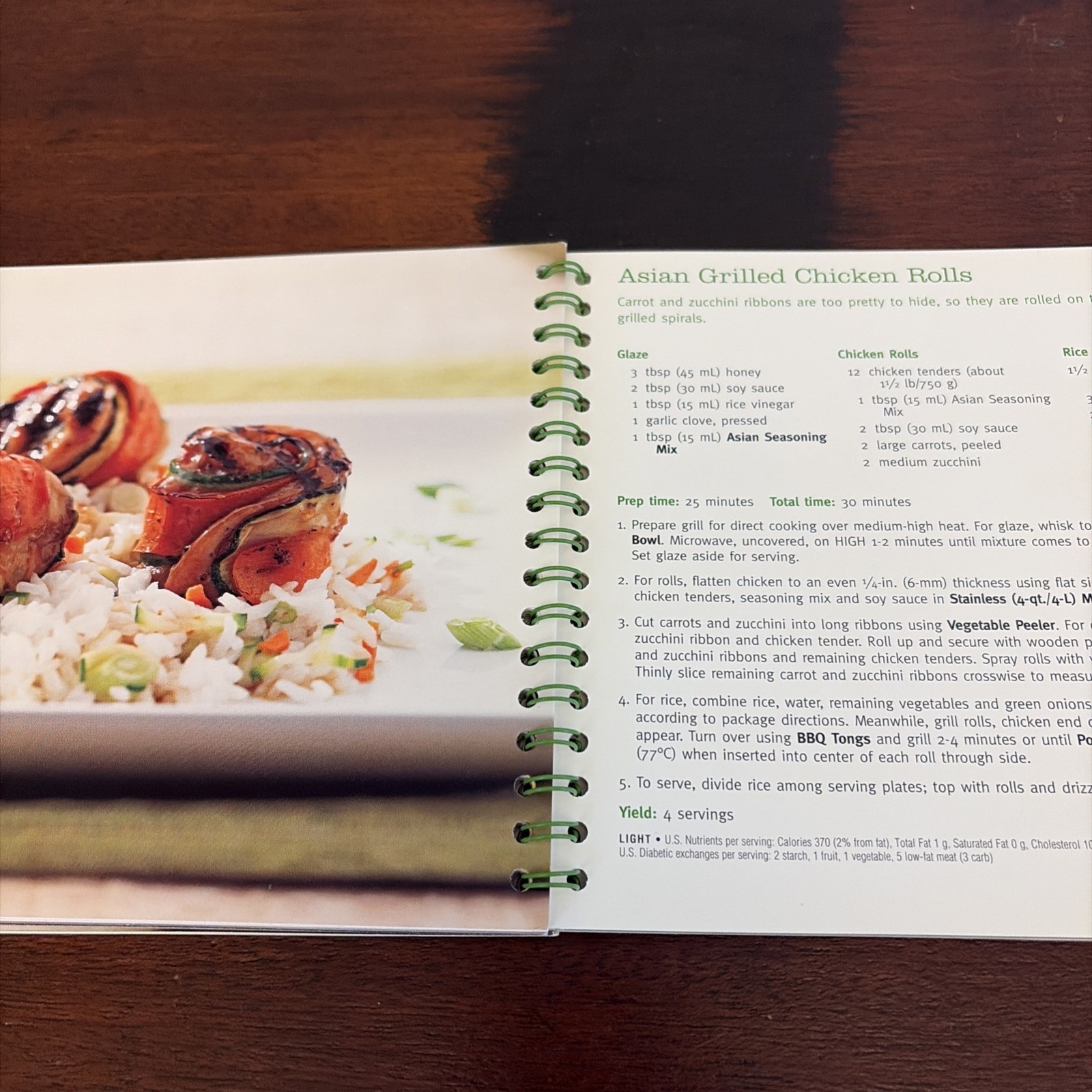 PAMPERED CHEF Spiral Cookbook ~Grill it Quick!~ 40 pages Recipes & Grilling Tips
