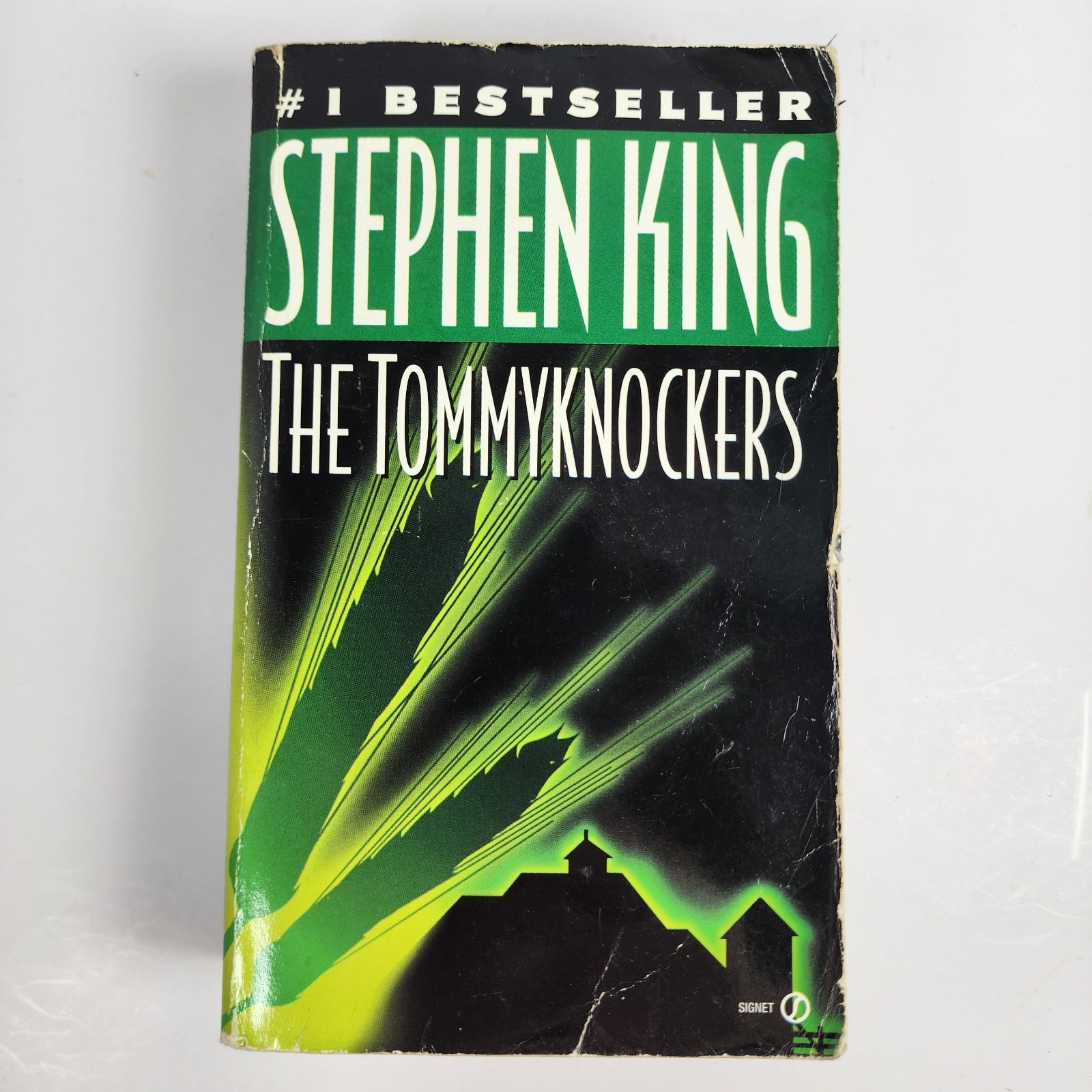 Lot of 10 Paperback Books by Stephen King Shining, Tommyknockers, Firestarter…