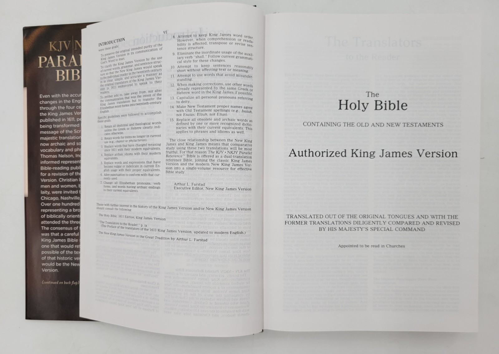 Parallel Bible King James Version New King James Version Dual-Translation CLEAN!