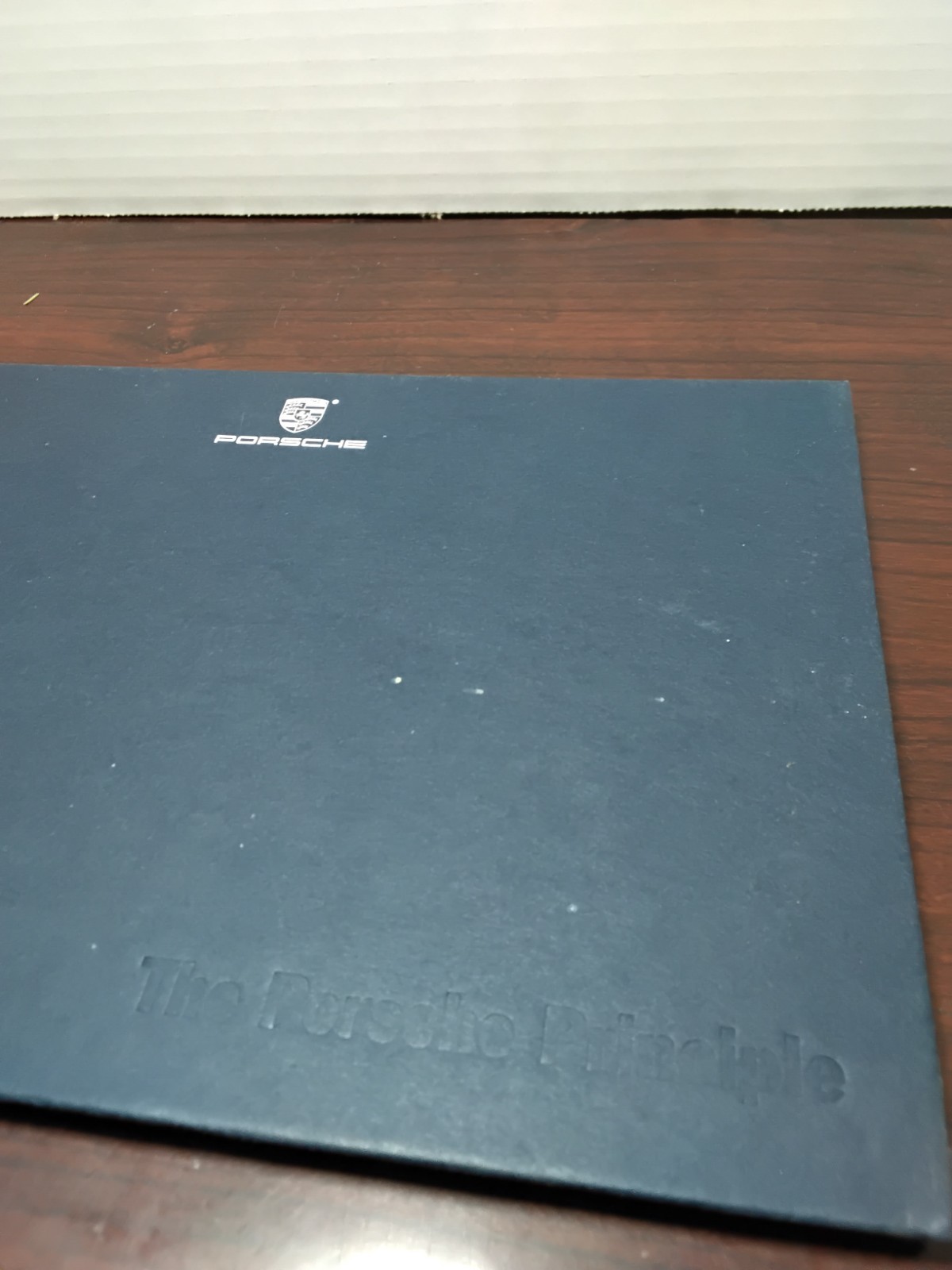 The Porsche Principle – Hardcover Brand Book (77 Pages, 05/2017)