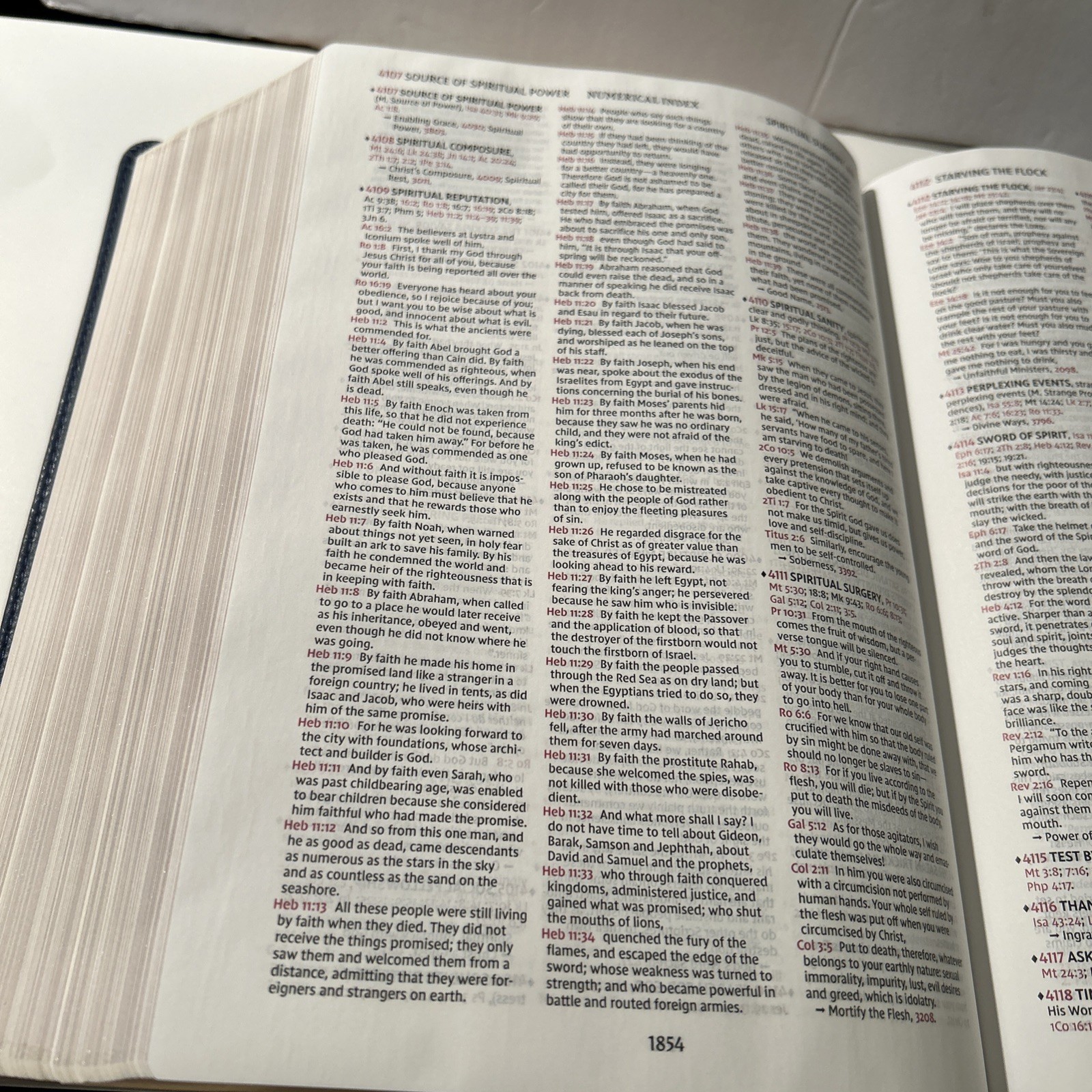 Niv, Thompson Chain-Reference Bible Revised & Updated, Comfort Print Leathersoft