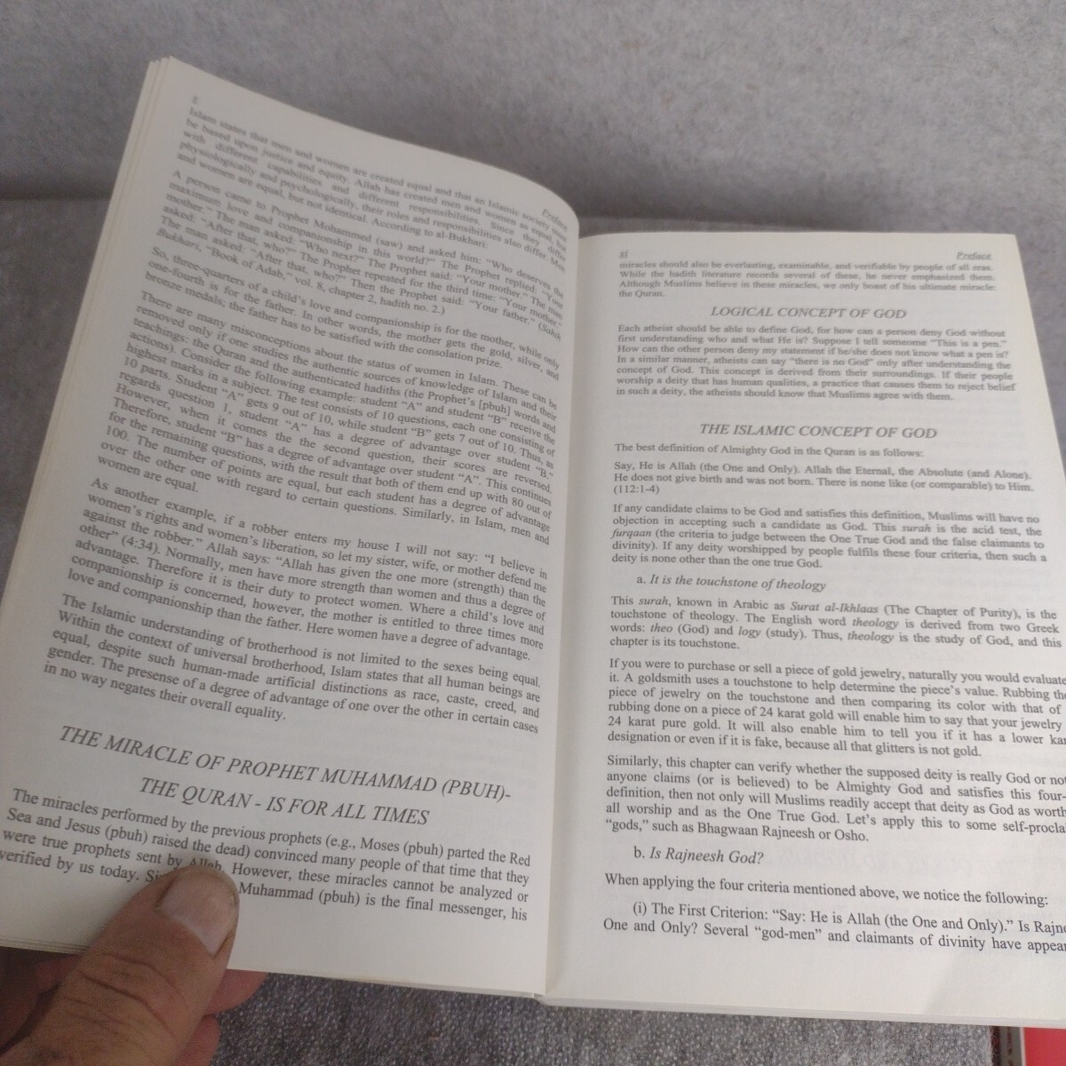 Quran : English Translation of the Meaning Of by Syed Vickar Ahamed 2005 PB