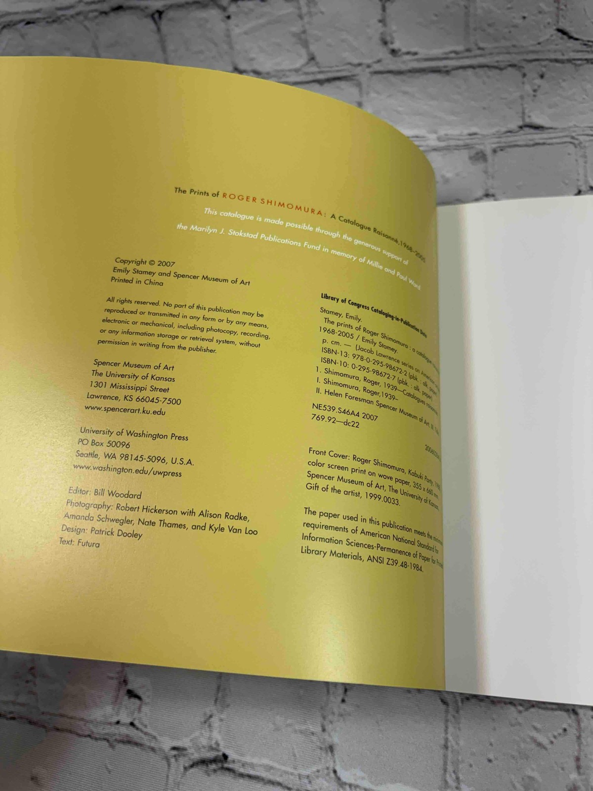 The Prints of Roger Shimomura: A Catalogue Raisonné, 1968-2005 by Emily Stamey [