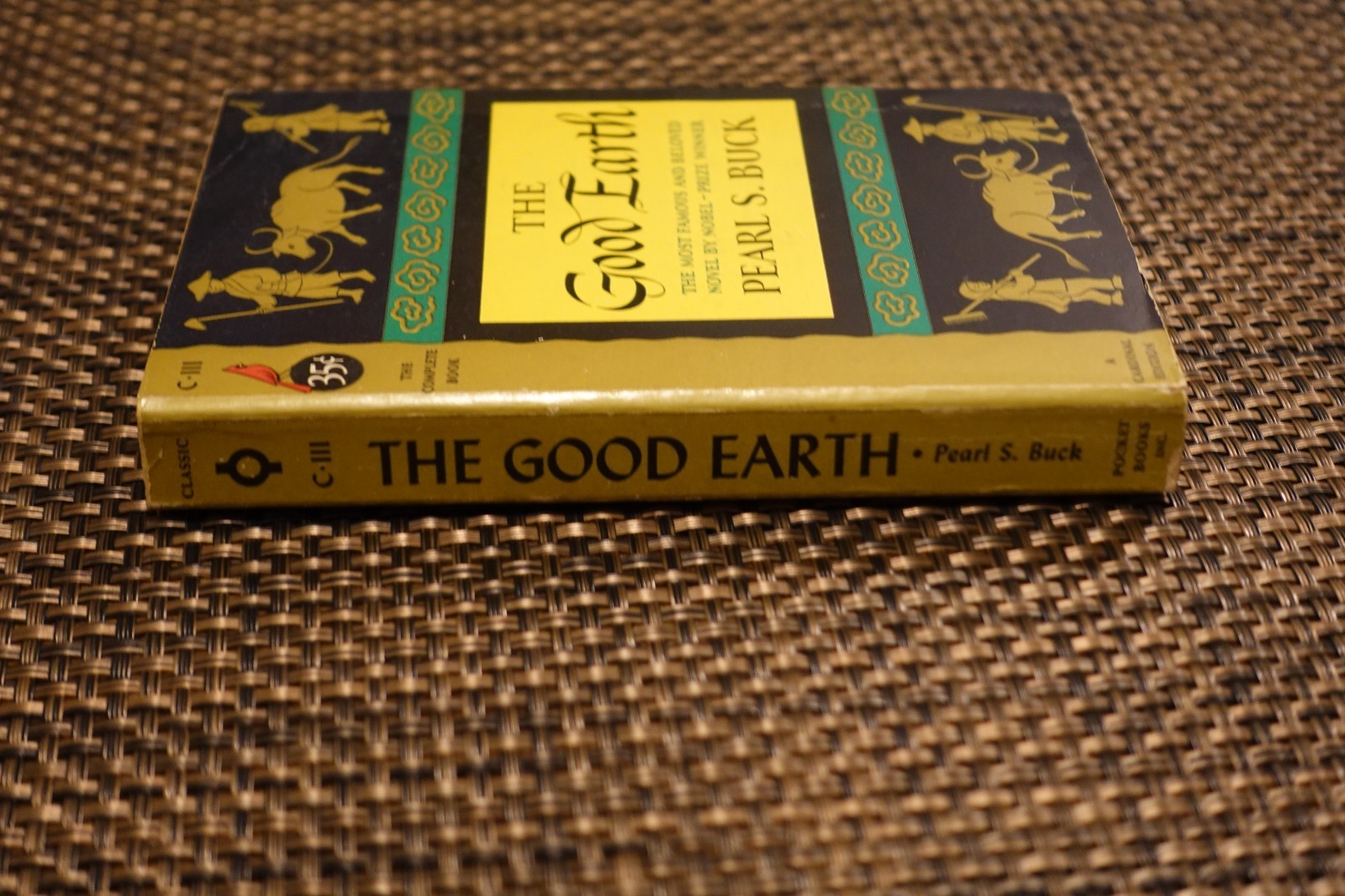 The Good Earth Classic Paperback Book by Pearl S. Buck Cardinal Edition 1960