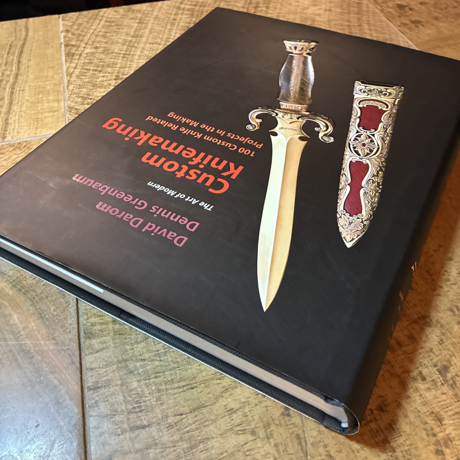 Custom Knifemaking : 100 Custom Knife Related Projects in the Making.David Darom
