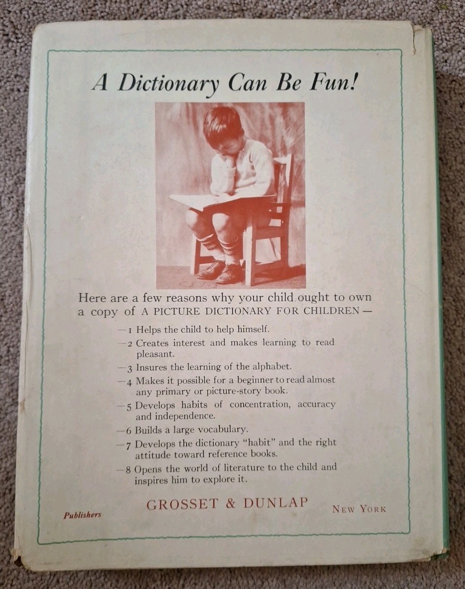 1939 Picture Dictionary for Children with DUST JACKET. 480 pages Simple Words.