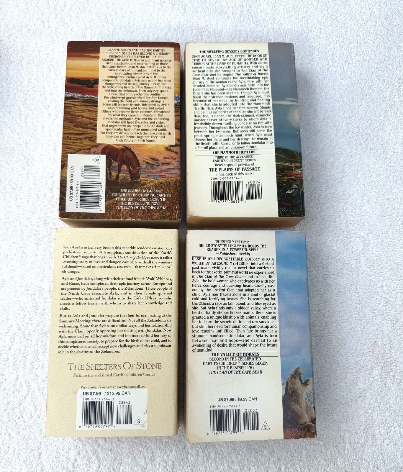 Lot of 6 – Jean Auel – Earth’s Children Series – Complete series 1-6 -Mixed lot