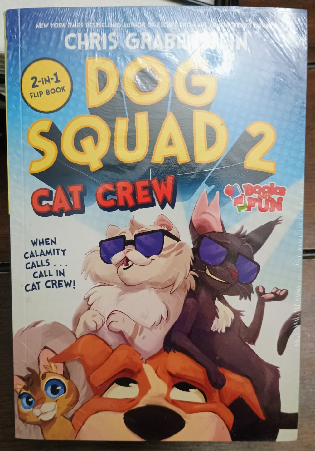 Dog Squad 2-In-1 Flip Book-Dog Squad 2 Cat Crew-Chris Grabenstein