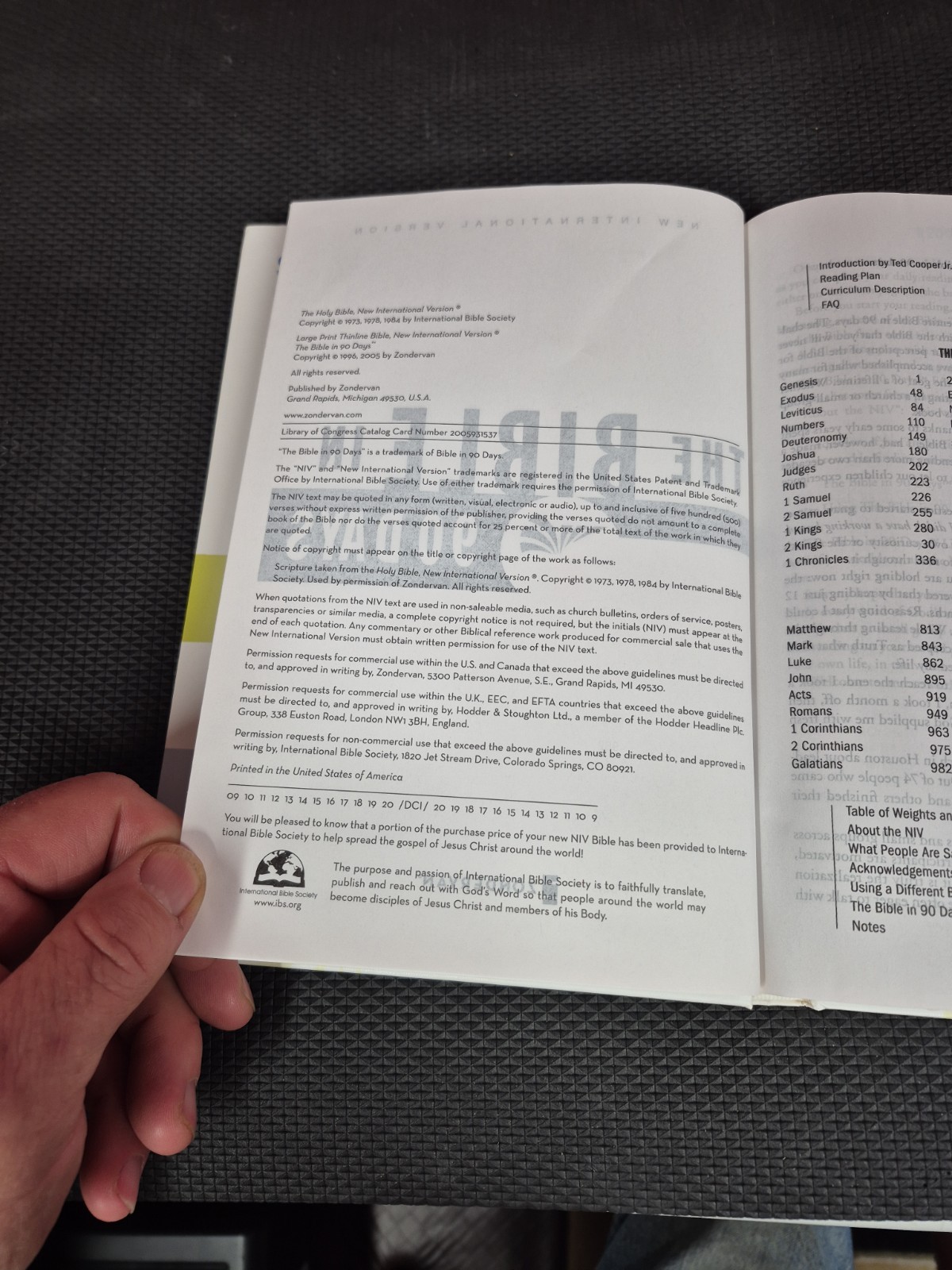 The Bible in 90 Days: Cover-to-Cover in 12 Pages a Day (NIV) / 2005 Hardcover