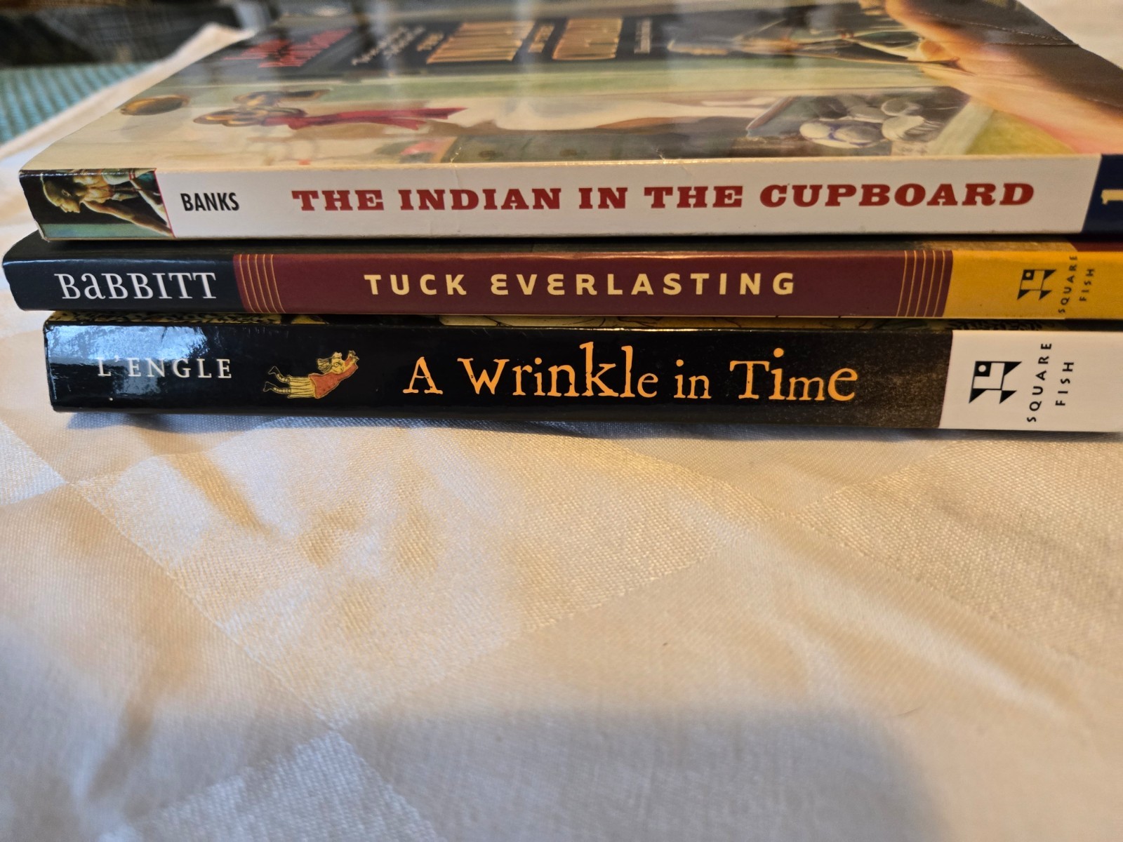 A Wrinkle in Time by Madeleine L’Engle Plus Lot of 2 Additional Books