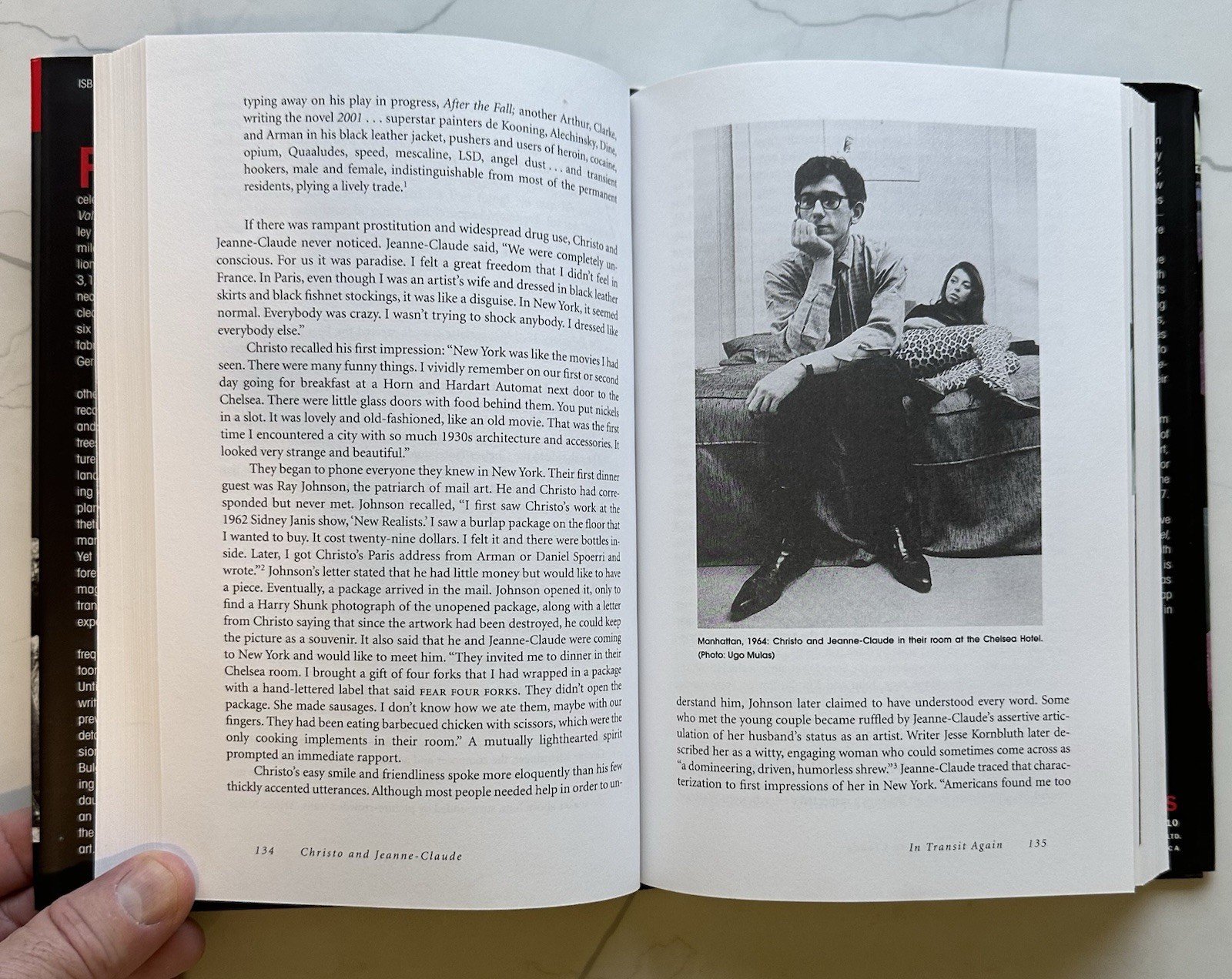*Christo and Jeanne-Claude : A Biography by Burt Chernow 1st USA Edition Signed*