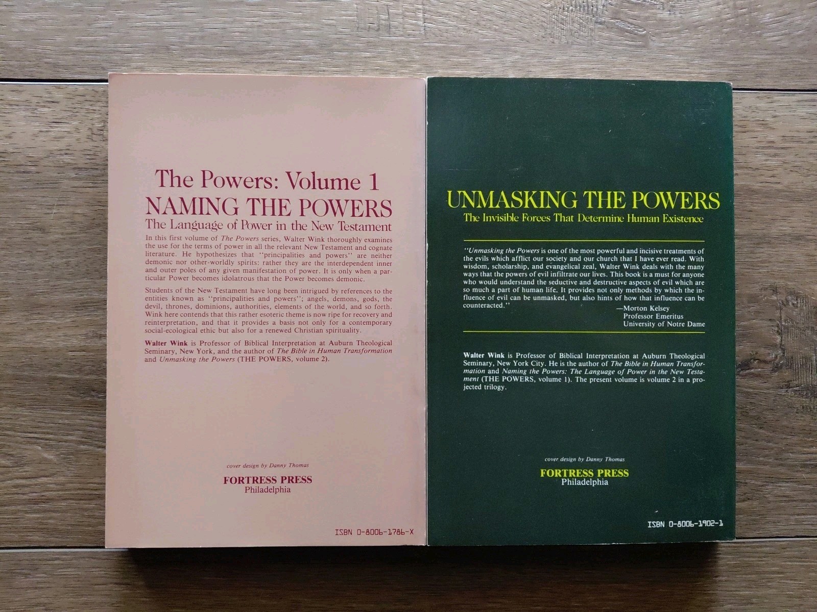 Unmasking the Powers Naming the Powers Walter Wink Very Good Lot 2 CM3