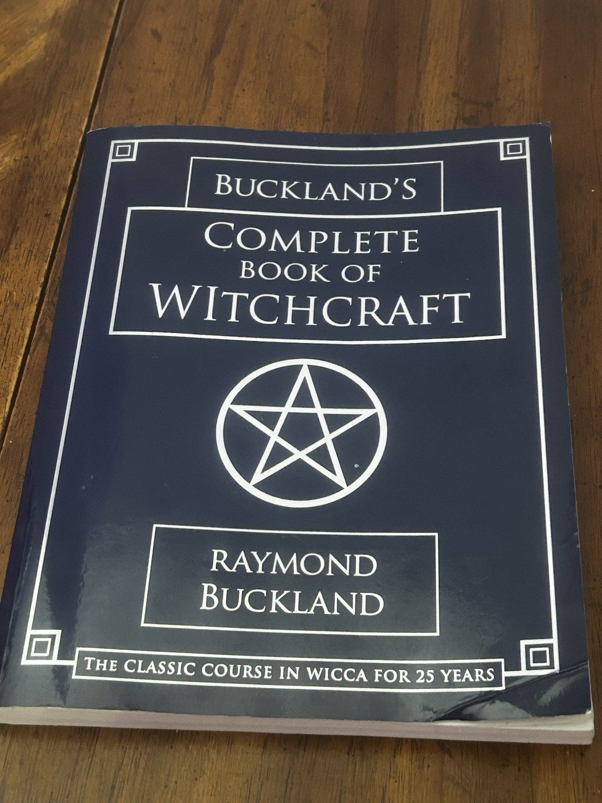 Buckland’s Complete Book of Witchcraft (Llewellyn’s Practical Magick) J405