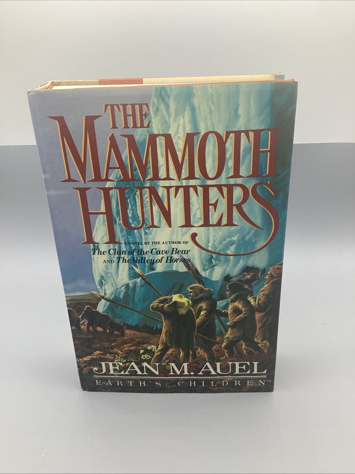 Mammoth Hunters by Jean M. Auel 1985 First Edition Hardcover Dust Jacket HCDJ