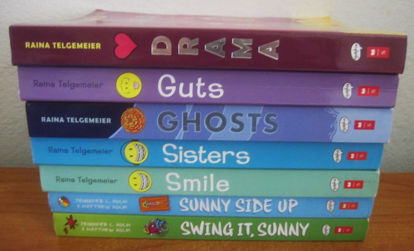 LOT OF 7 GRAPHIC NOVEL KIDS BOOKS: GUTS, SMILE, GHOSTS, DRAMA, SISTERS