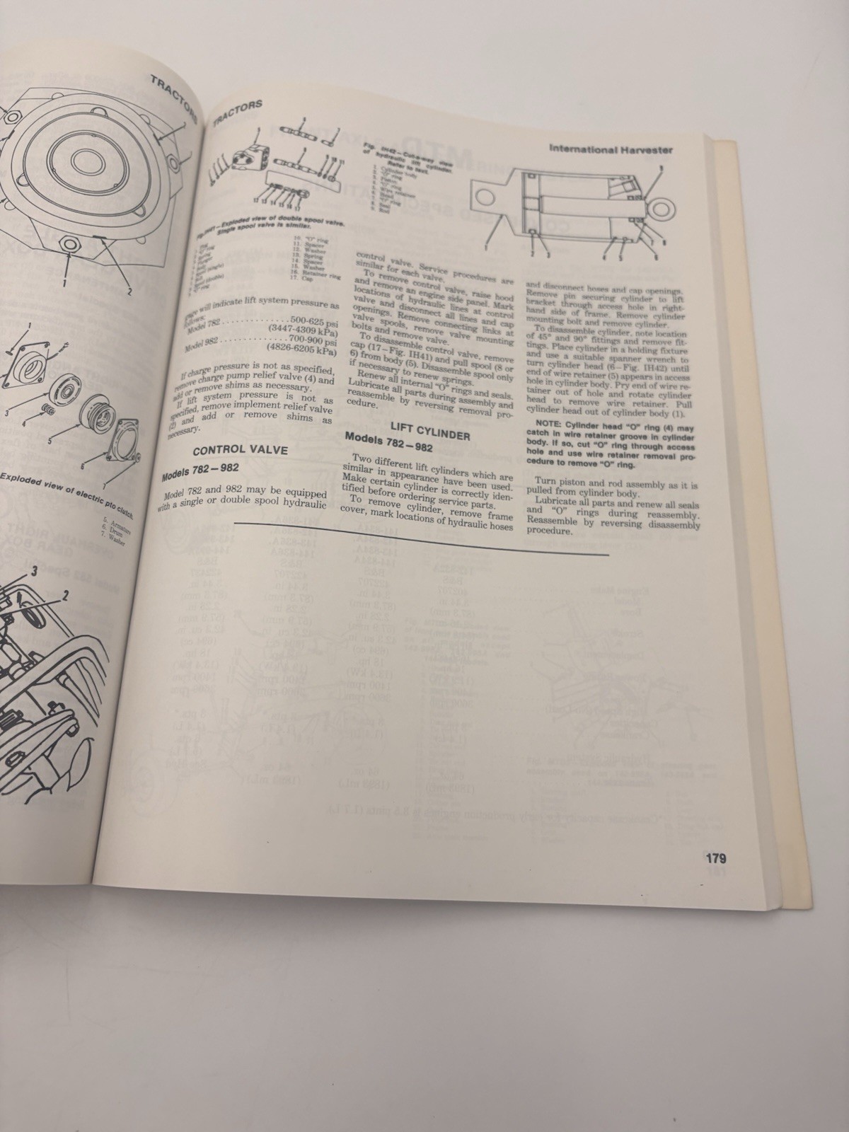 COMPACT TRACTOR SERVICE MANUAL TECHNICAL PUBLICATIONS BOOK VTG RARE