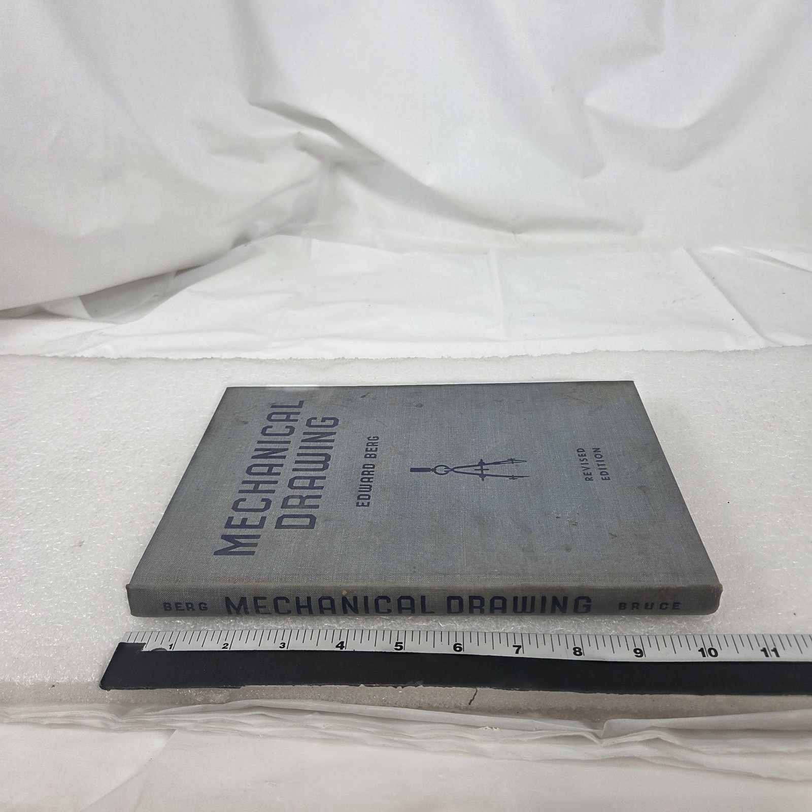 Vintage 1962 Mechanical Drawing Edward Berg 5th Revised Edition Hardcover Book