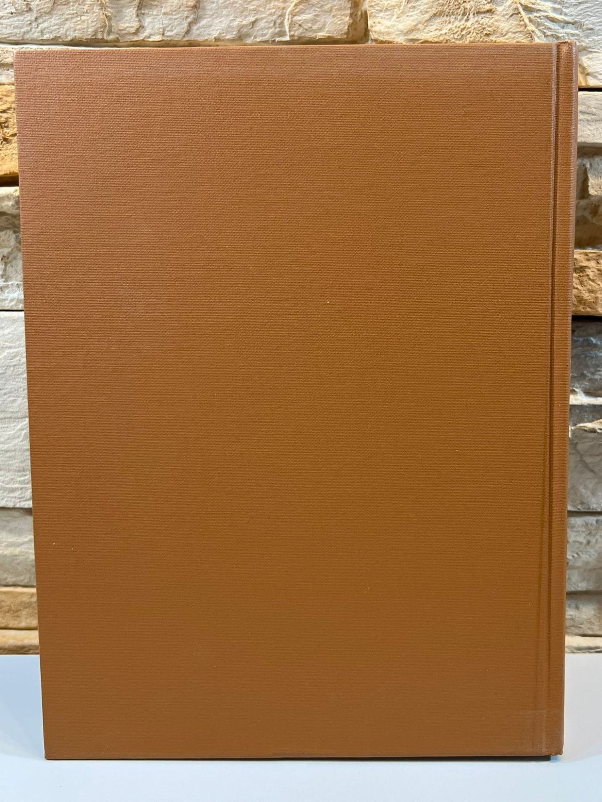 The New York Times Book of Antiques Marvin D. Schwartz Betsy Wade 1972 HCDJ