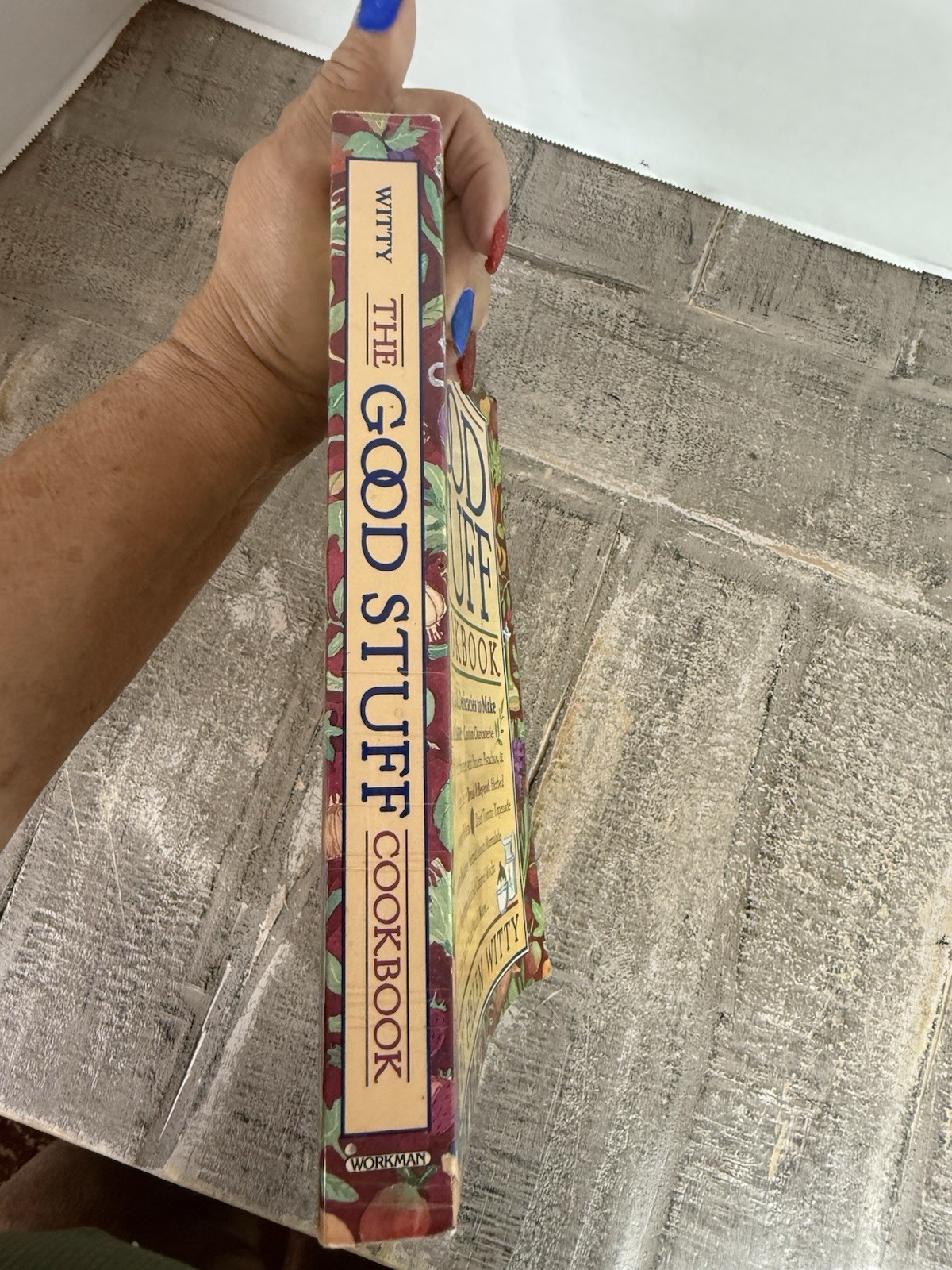 The Good Stuff Cookbook: Over 300 Delicac- 9780761102878, Helen Witty, paperback