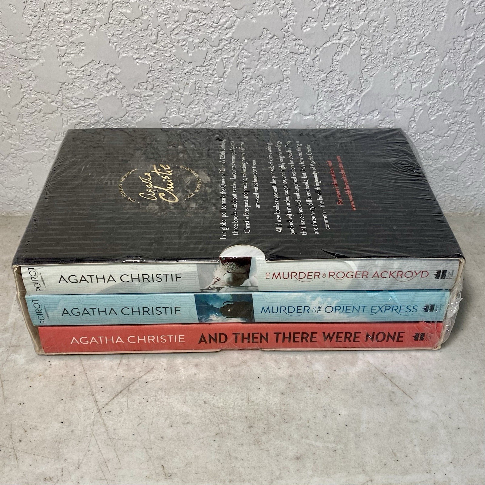 World’s Favourite Agatha Christie Book Boxset 3 Volume Paperback Collection NEW!
