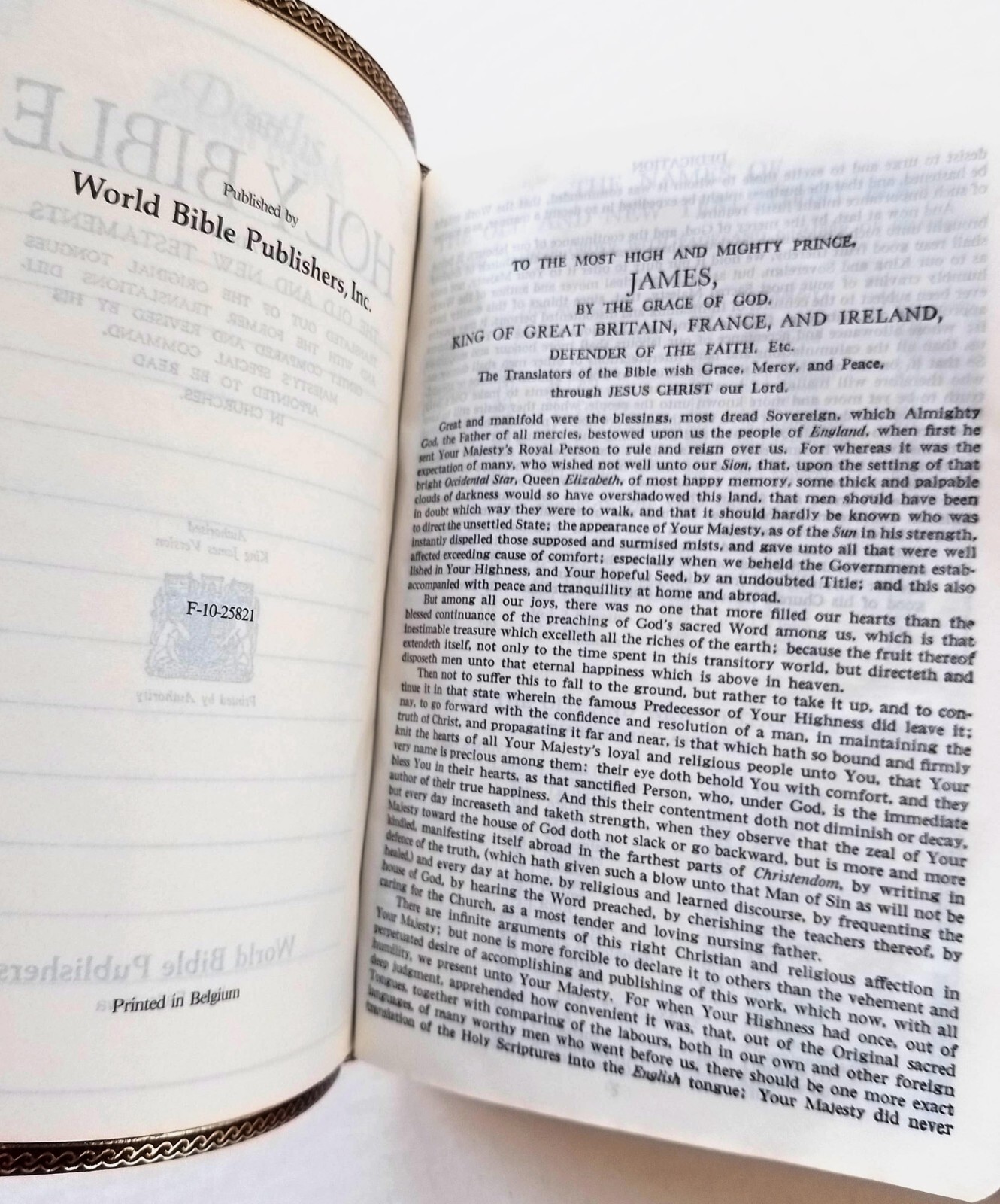 World Bible BURGUNDY GENUINE BONDED LEATHER World’s Thinnest Reference Bible KJV