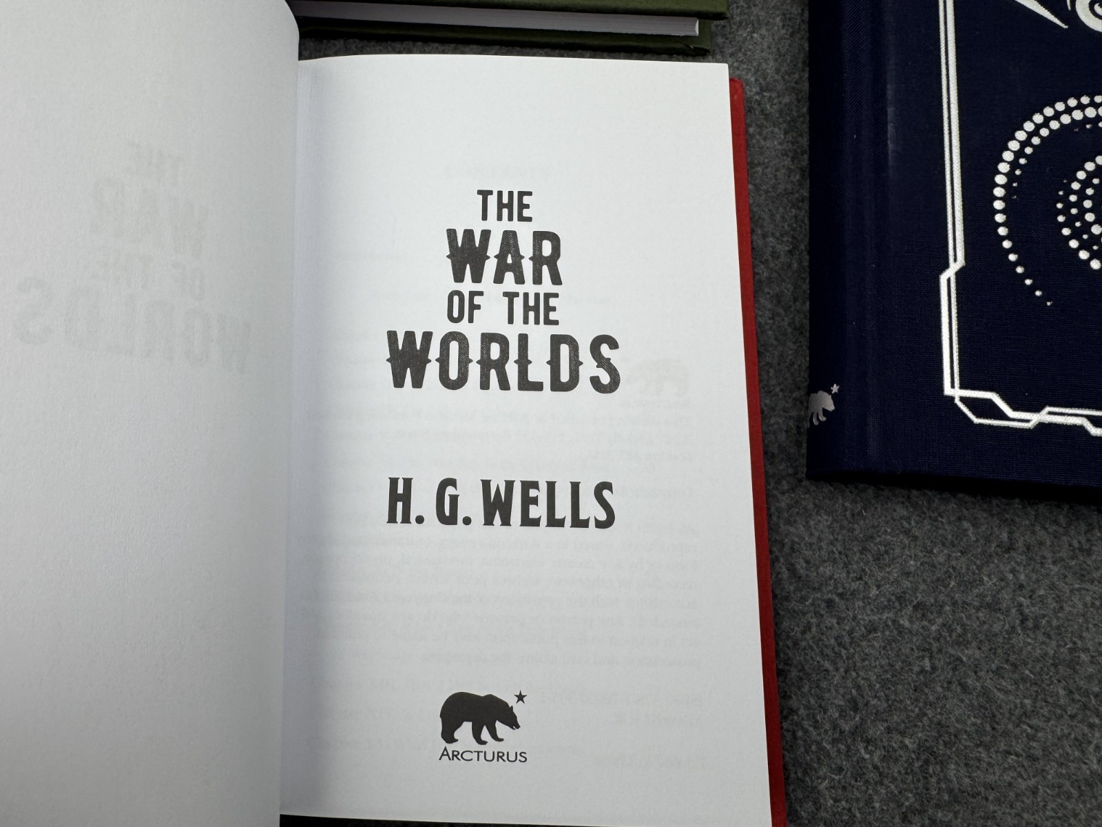 H. G. Wells Collection : Deluxe 6-Book Hardcover Box Set