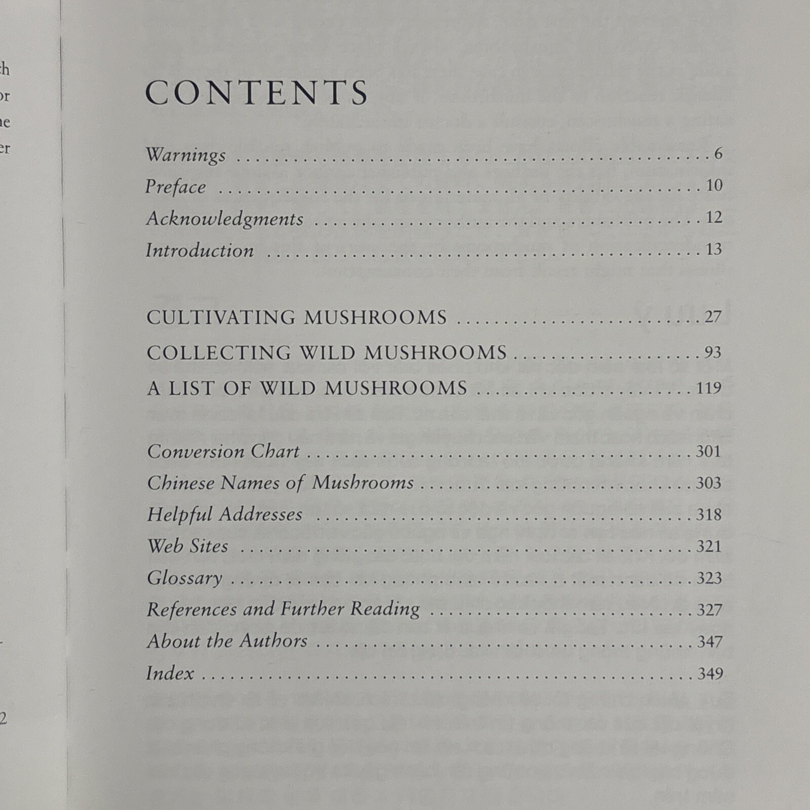Edible and Poisonous Mushrooms of the World by Hall, Stepheson, Buchanan, Yun