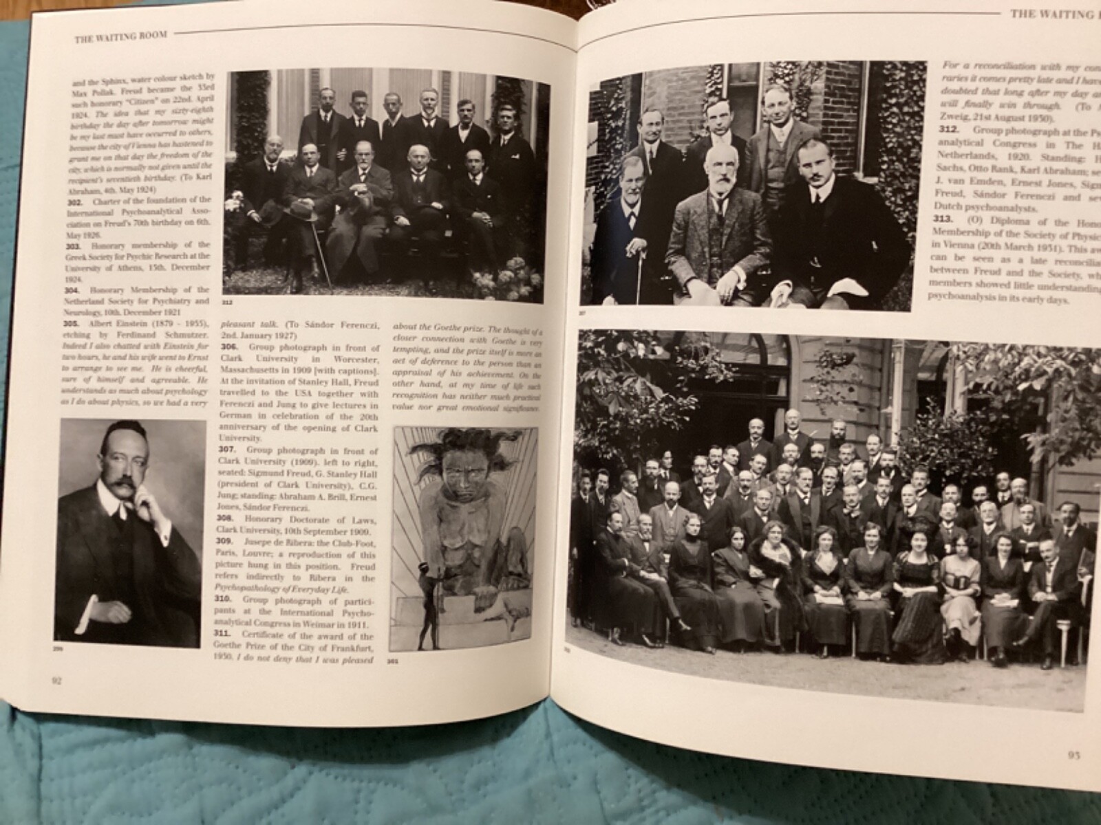 SIGMUND FREUD MUSEUM SOFTCOVER BOOK, 1994, 112 PAGES/FREE POSTAGE!!!