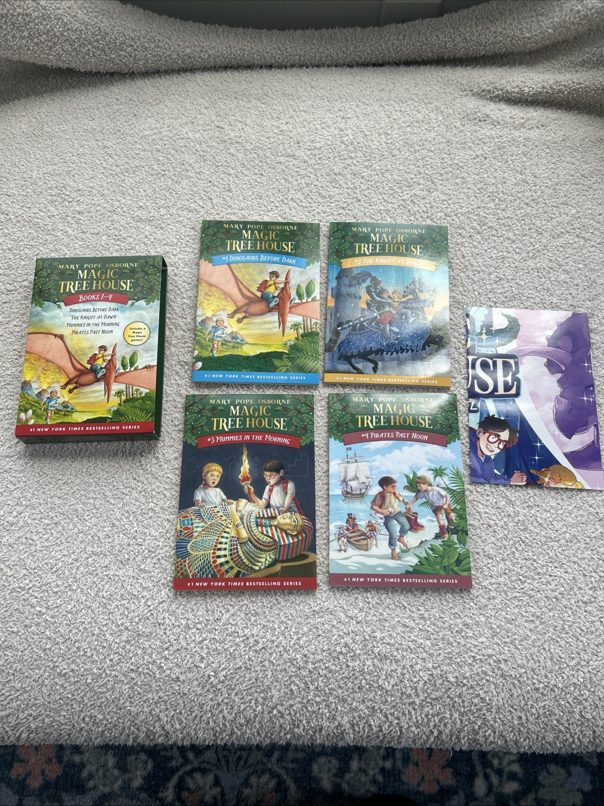 Magic Tree House Books 1-4 Boxed Set Vols. 1-4. Includes Magic Treehouse Poster!