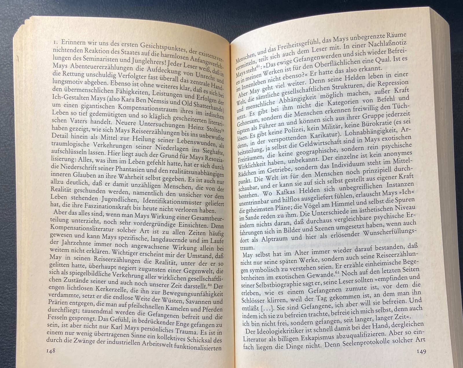 Karl May. Suhrkamp Taschenbuch Materialien, Band 2025 Schmiedt, Helmut