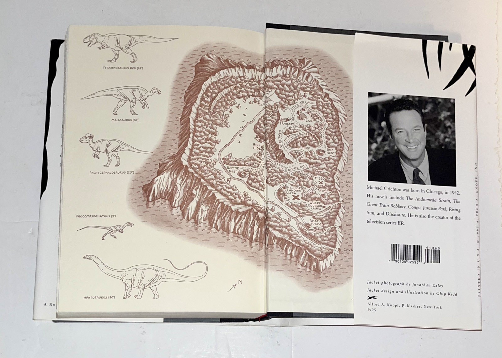 The Lost World by Michael Crichton First Trade Edition 1st Print HC Scratching