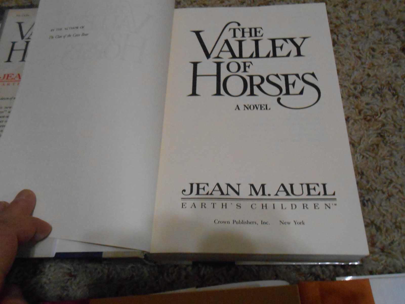 Jean M Auel EARTH’S CHILDREN 6 Vol Set 1 ex-lib 4-1st/1st – HC/DJ VGC