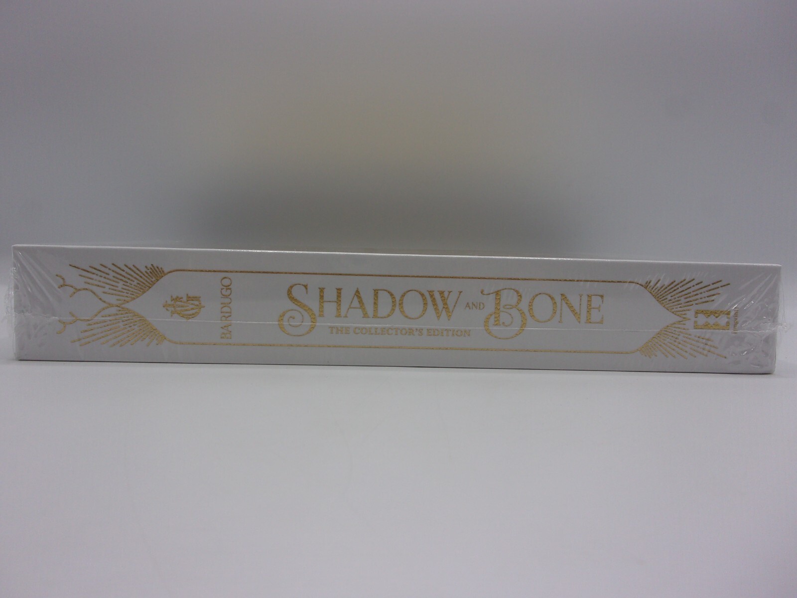 Shadow and Bone- The Collector’s Edition by Leigh Bardugo (2020, Hardcover) New