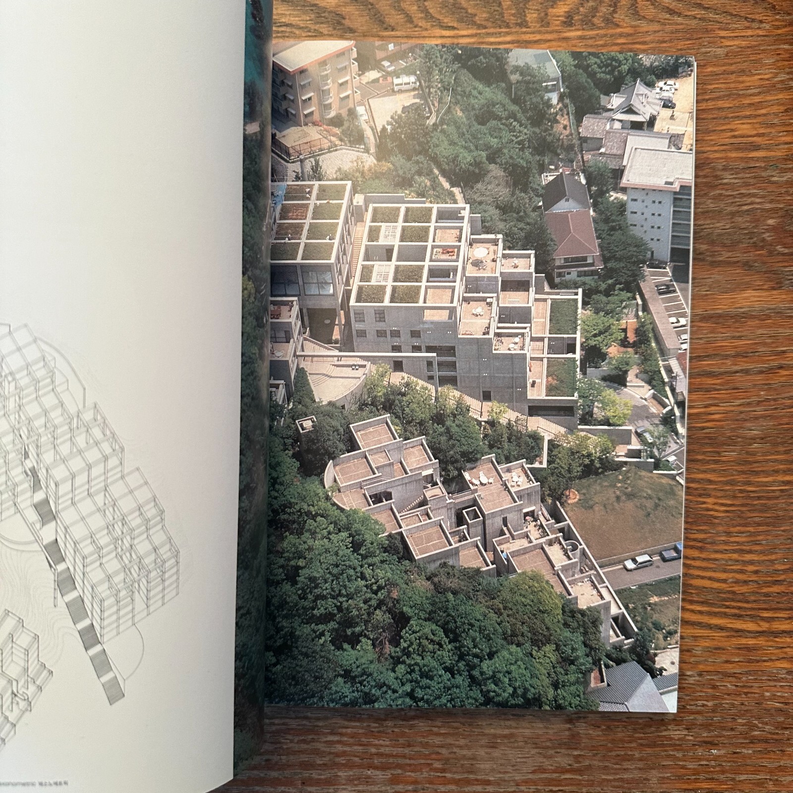 C3 New World Architect Tadao Ando 2003 Korean & English Paperback Good-