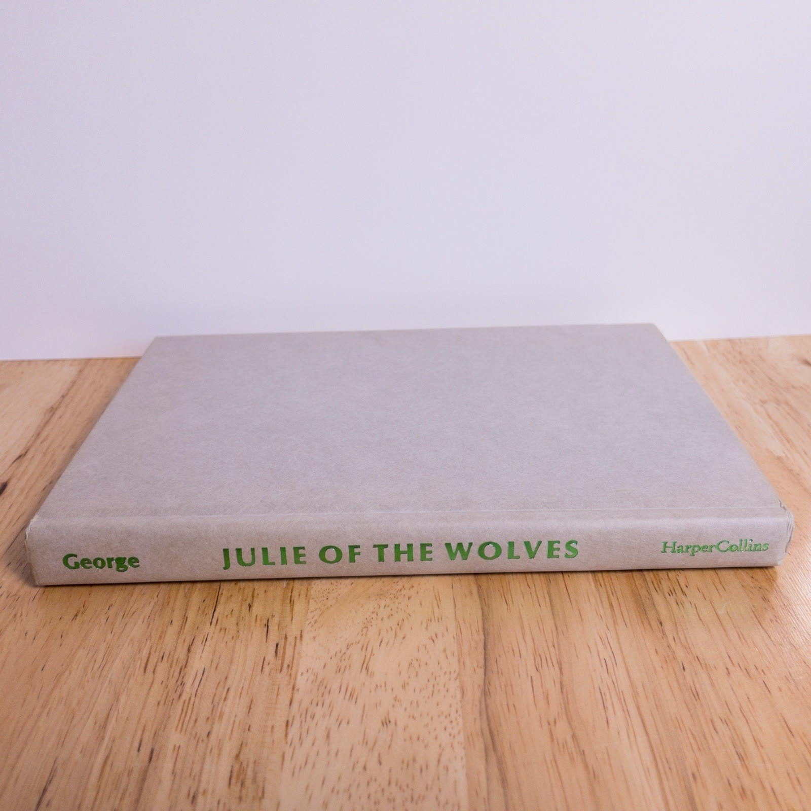 Jean Craighead George JULIE OF THE WOLVES 1st Edition SIGNED Very Good HCDJ