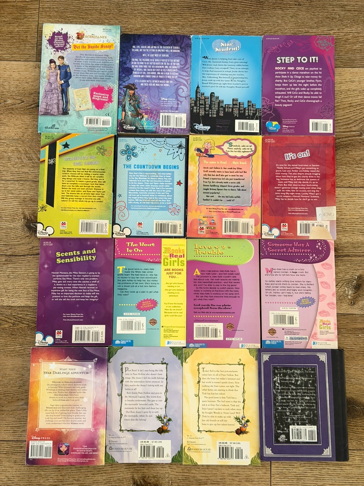 Disney Girls Book Lot 16 Descendants Hannah Montana HSM Jessie Fairies